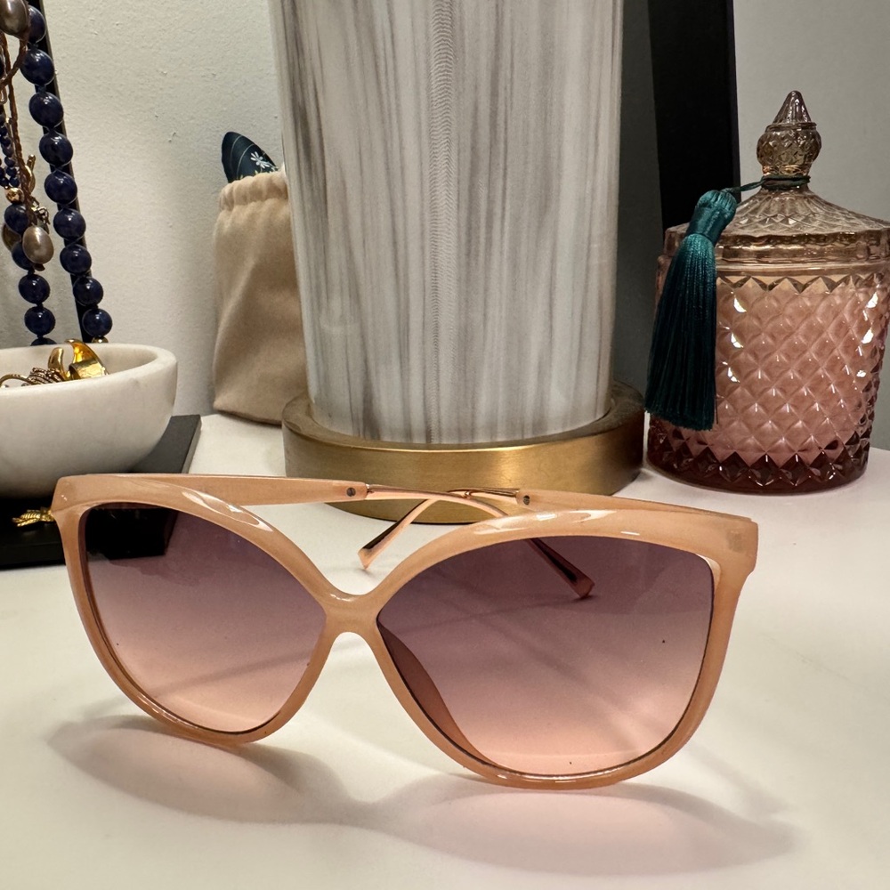Kenneth Cole Reaction Pink Sunglasses